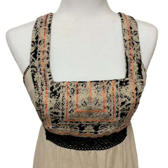 Lulumari Ethnic Maxi Bohemian Embroidered Dress - Picture 6 of 7